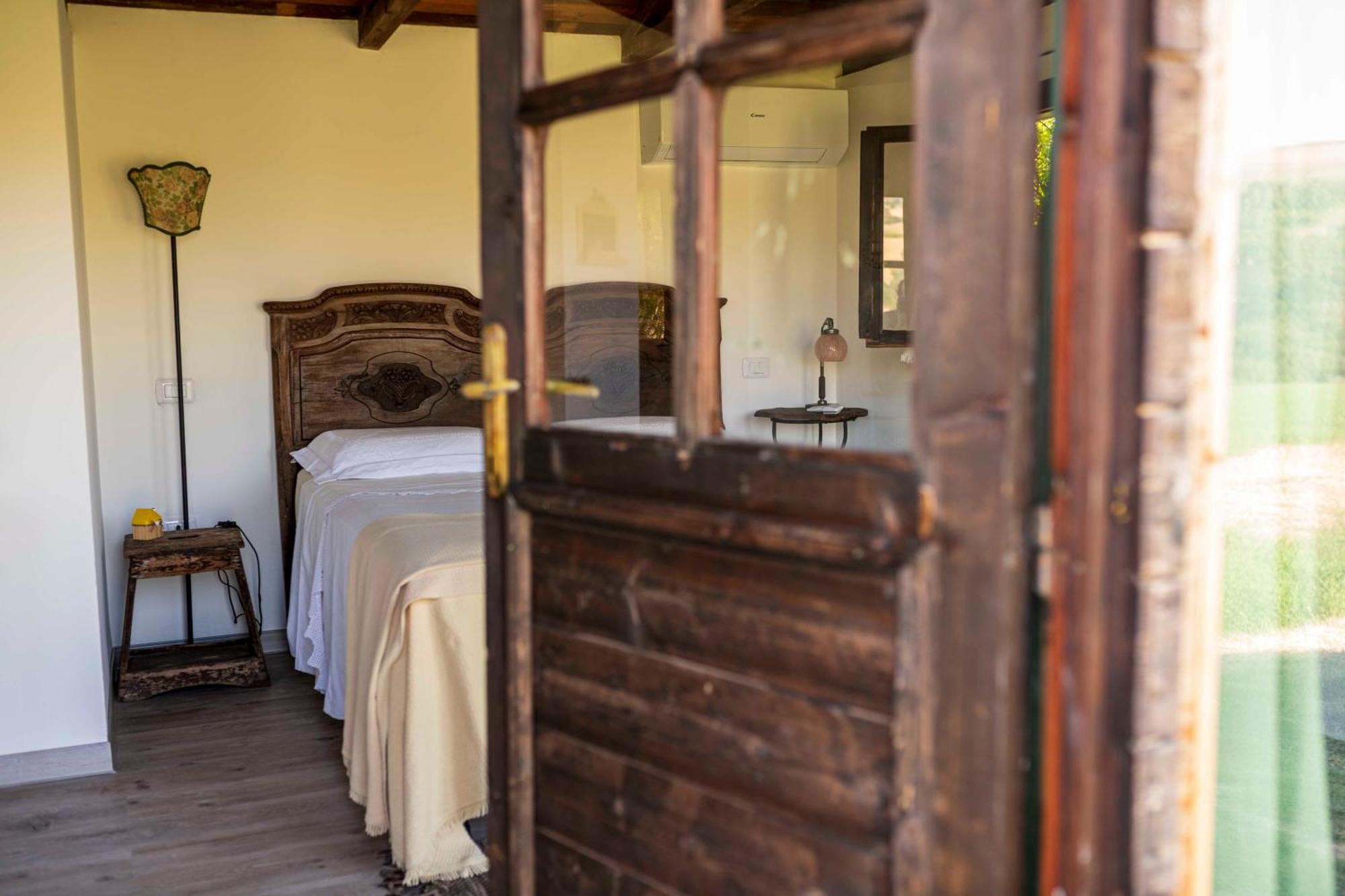 Le Bumbarelle Bed & Breakfast Tavoleto Ngoại thất bức ảnh